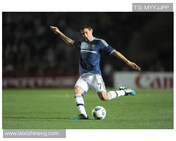 足球明星如何通过射门威力改变比赛格局与观众体验的深度分析